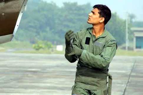 ৪৮ ঘন্টায়ও সন্ধান মেলেনি পাইলটের