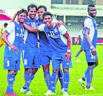 শিরোপার চ্যালেঞ্জ নিয়ে মাঠে নামছে শেখ রাসেল

