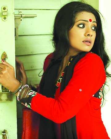 তিশার শিশির কণা 