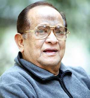 বাড়ি ফিরলেন নায়ক রাজ্জাক