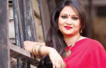 রিচিকে তালাক দেয়ার কথা জানালেন প্রবাসী স্বামী
