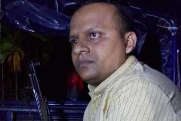 ছাত্রদল সভাপতিকে আটকের প্রতিবাদে দেশব্যাপী বিক্ষোভ