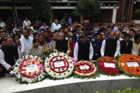 বঙ্গবন্ধুর মাজারে নতুন ৫ মন্ত্রী-প্রতিমন্ত্রীর শ্রদ্ধা