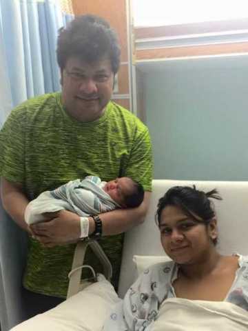 বাবা হলেন রবি চৌধুরী