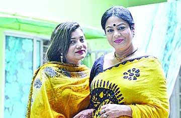 ফেরদৌস আরার সঙ্গে সানিয়া 