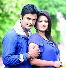 পর্দা থেকে বাস্তব জুটি 