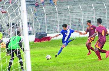 সৌরভের হ্যাটট্টিকে ভারতের শুভ সূচনা 