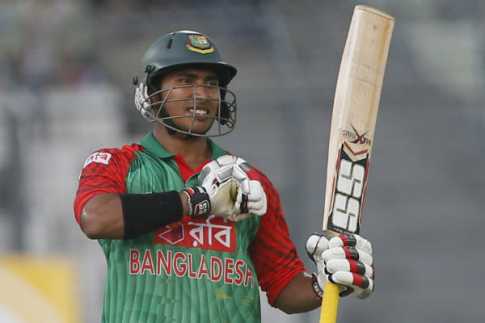 শীর্ষ দশে সৌম্য সরকার
