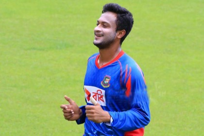 সাকিবের প্রতি আগ্রহ বিপিএলের ৫ ফ্র্যাঞ্চাইজির
