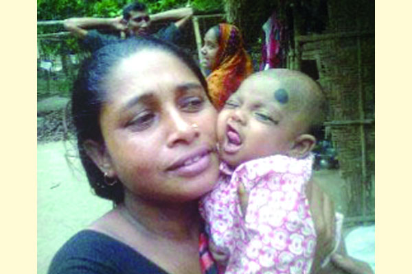 ঘুমন্ত মা-মেয়েকে পুড়িয়ে হত্যা