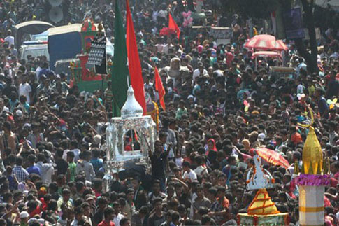আজ পবিত্র আশুরা