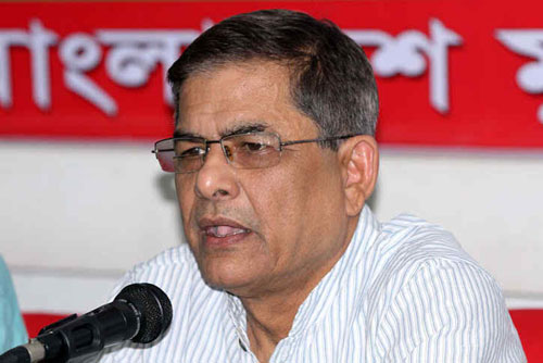 বোমা হামলার সুষ্ঠু ও নিরপেক্ষ তদন্ত চায় বিএনপি
