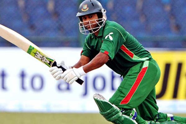 দল পেয়েছেন অলক কাপালি
