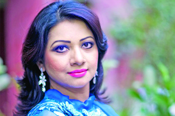 কলকাতায় সম্মাননা পাচ্ছেন আঁখি