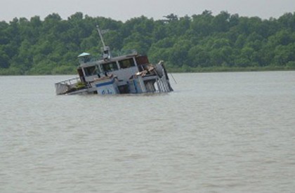 জাহাজডুবি: সুন্দরবন বিভাগের কোটি টাকার ক্ষতিপূরণ মামলা
