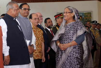 নেদারল্যান্ডসের পথে প্রধানমন্ত্রী