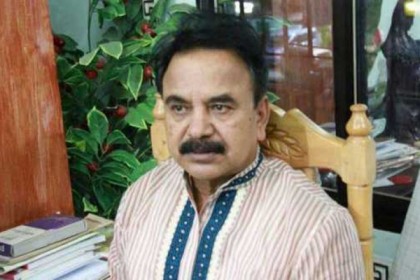 আত্মসমর্পণের পর কারাগারে গয়েশ্বর