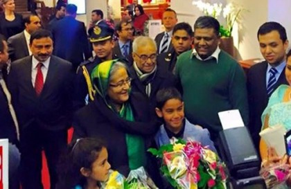 নেদারল্যান্ডসে প্রধানমন্ত্রীকে উষ্ণ অভ্যর্থনা
