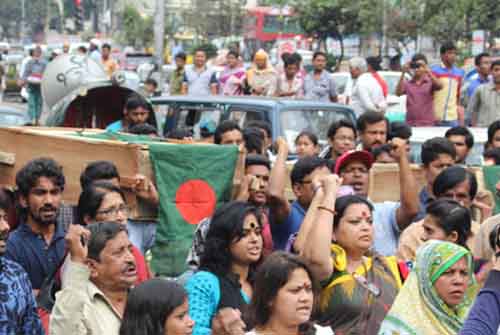 গণজাগরণ মঞ্চের কফিন মিছিলে পুলিশের বাধা