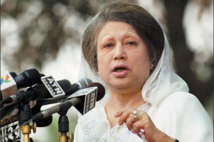 'দেশ ক্রমাগত গভীর সংকটের দিকে এগুচ্ছে'