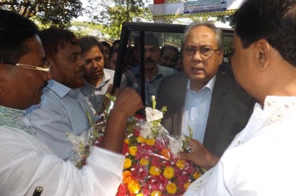 মাতামুহুরী নদীর ভাঙ্গন পরিদর্শনে পানিসম্পদমন্ত্রী
