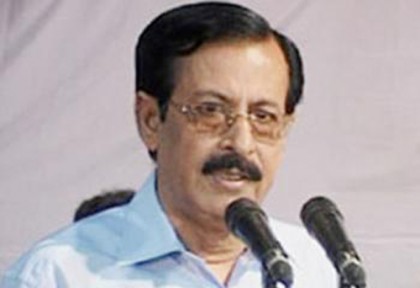 কারাগারের ভয়ে খালেদা দেশে ফিরবেন না: শেখ সেলিম