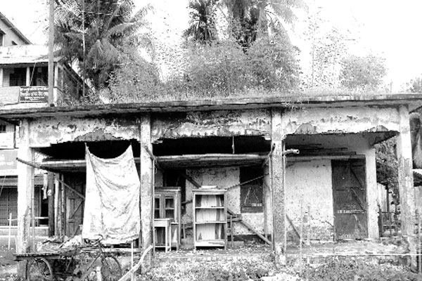 পাঠাগারটি বন্ধ দেড় যুগ