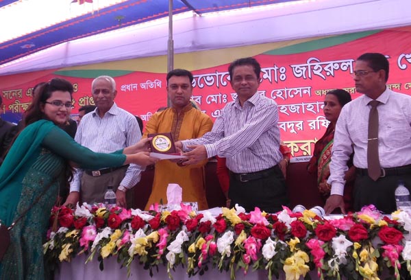 ময়মনসিংহে জিপিএ-৫ প্রাপ্ত শিক্ষার্থীদের সংবর্ধনা