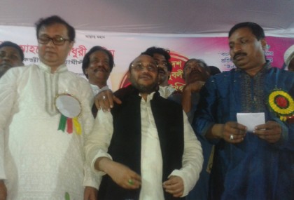 ফেনী পৌর মেয়রের আওয়ামী লীগে যোগদান
