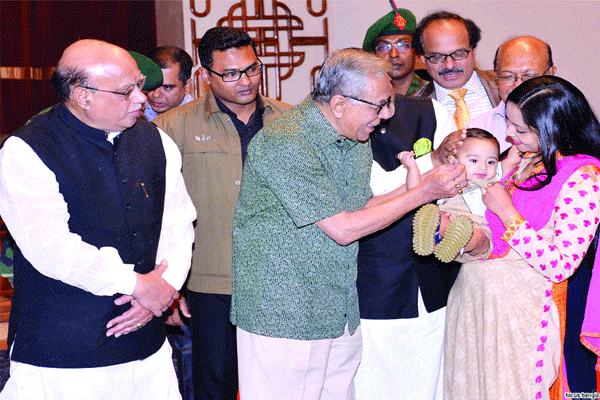 ভিটামিন এ প্লাস ক্যাম্পেইন উদ্বোধন করলেন রাষ্ট্রপতি