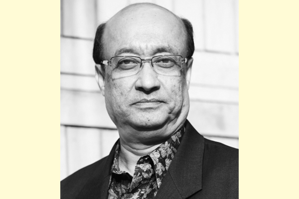 বার বার চমকে উঠেছি