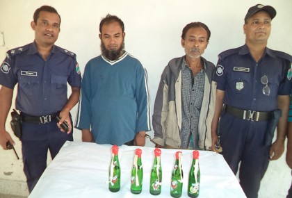 ঝিনাইদহে ৫ পেট্টোল বোমাসহ জামায়াতের ২ নেতা আটক