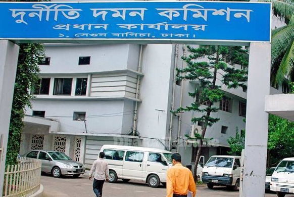 দুদকের ৮৬ কর্মকতার দপ্তর রদবদল 