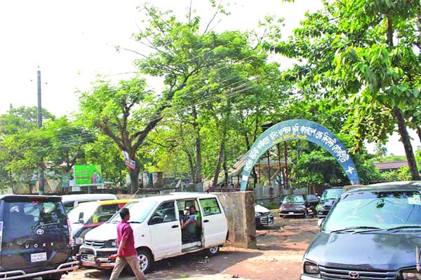 সিলেট এখন নামেই দীঘির শহর