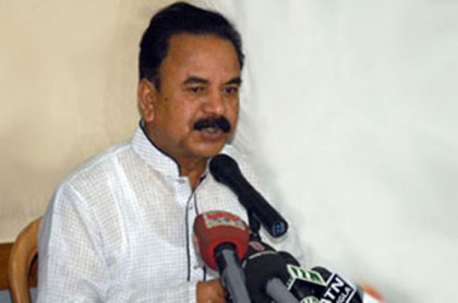 
মুক্তি পেলেন গয়েশ্বর

