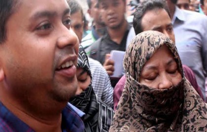 কেন্দ্রীয় কারাগারে মুজাহিদের পরিবার 