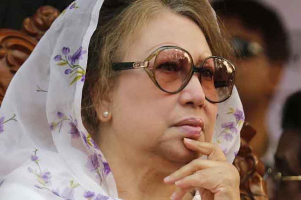 দেশের উদ্দেশ্যে লন্ডন ছেড়েছেন খালেদা