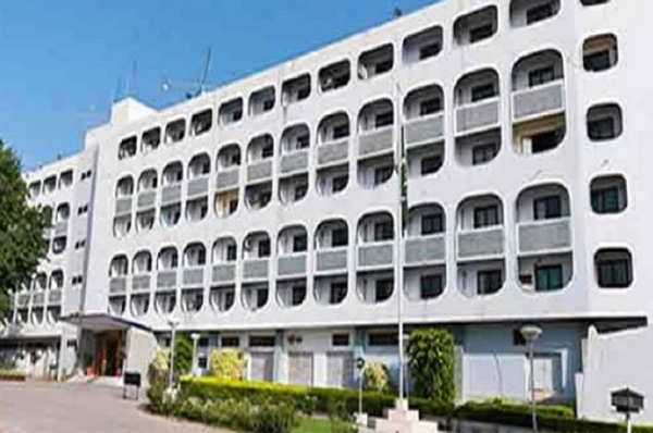 পাকিস্তানে বাংলাদেশি হাই কমিশনারকে তলব