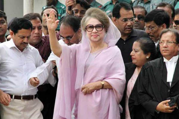 বৃহস্পতিবার আদালতে যাচ্ছেন না খালেদা