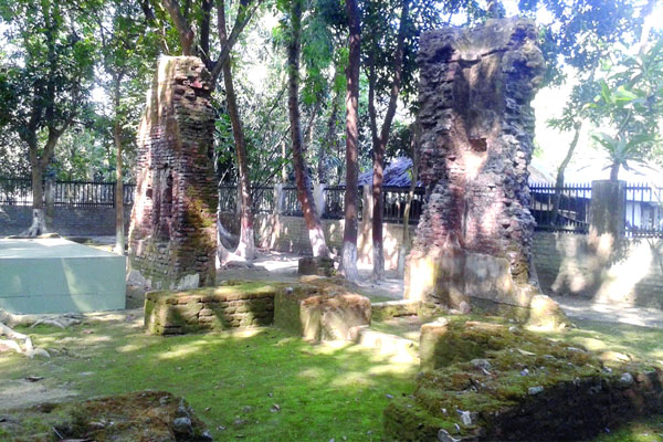 অমলিন রোকেয়া : মলিন জন্মভিটা