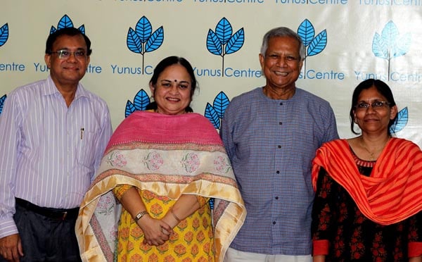 ড. ইউনূসের সঙ্গে ভারতের কেন্দ্রীয় ব্যাংকের ডেপুটি গভর্নরের সাক্ষাৎ
