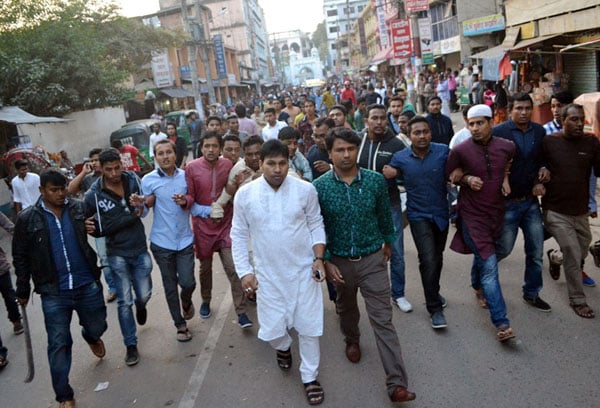সিলেটে ছাত্রলীগের সশস্ত্র মহড়া