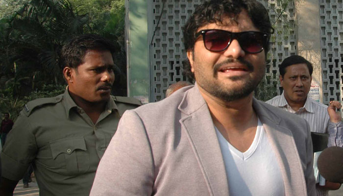 তোপের মুখে বাবুল সুপ্রিয়