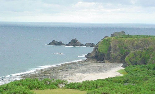 নয়নাভিরাম প্রকৃতির মাঝে