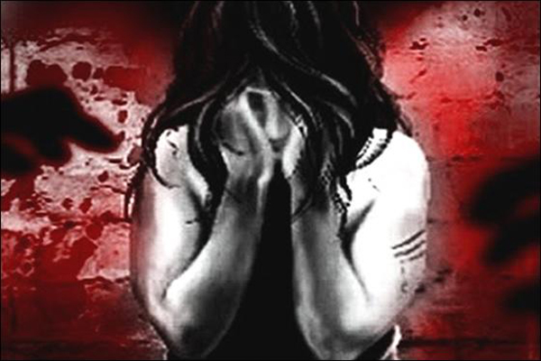 মাদ্রাসা ছাত্রীকে ধর্ষণ
