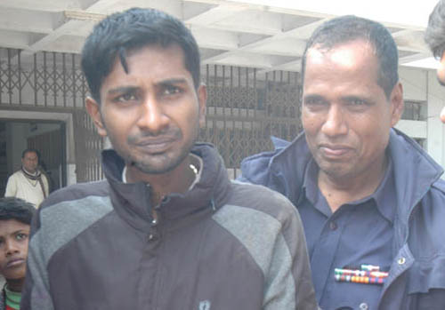 সাংবাদিকের ওপর হামলাকারী সৈনিক লীগ নেতা বহিষ্কার