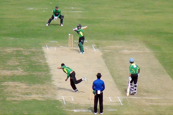 সাকিবের কাছে মাশরাফির হার