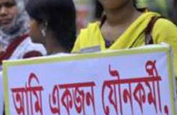 যৌনকর্মীদের সিরিয়াল: সিনেমায় পুনর্বাসন দিতে নতুন প্রকল্প মমতার