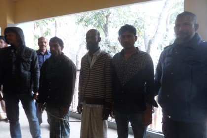 নাসিরনগরে চার জুয়ারিকে জেল জরিমানা