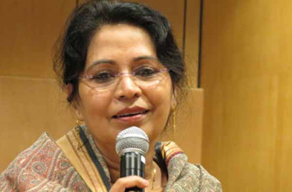 এবার রাজনীতিতে অভিষিক্ত হলেন মিসেস মোমেন